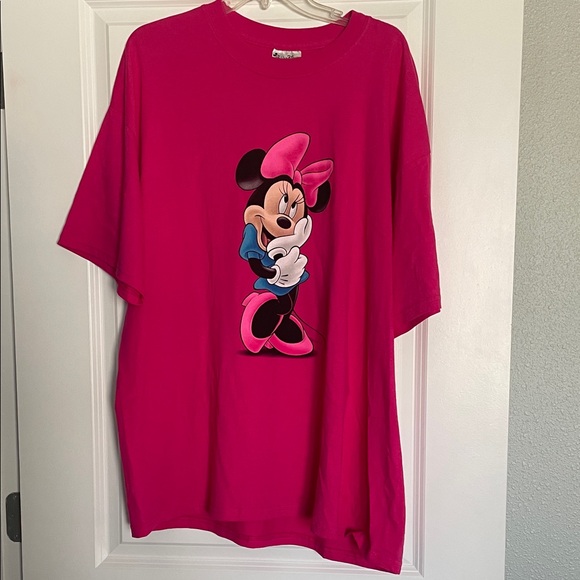 Walt Disney World Tops - Walt DisneyWorld Hot Pink Minnie Mouse Short Sleeve Tee NWOT Excellent Condition